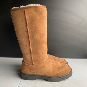 UGG Ultimate Tall Braid‎ Boots Women’s 6 Chestnut Suede Sheepskin